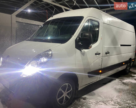 Белый Рено Мастер, объемом двигателя 2.3 л и пробегом 272 тыс. км за 16500 $, фото 2 на Automoto.ua