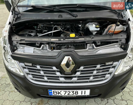 Рено Мастєр 2018 у Дубно на Automoto.ua Білий Рено Мастєр, об'ємом двигуна 2.3 л та пробігом 237 тис. км за 16500 $, фото 47 на Automoto.ua