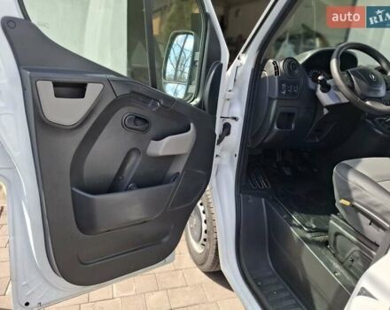 Белый Рено Мастер, объемом двигателя 2.3 л и пробегом 262 тыс. км за 17900 $, фото 33 на Automoto.ua