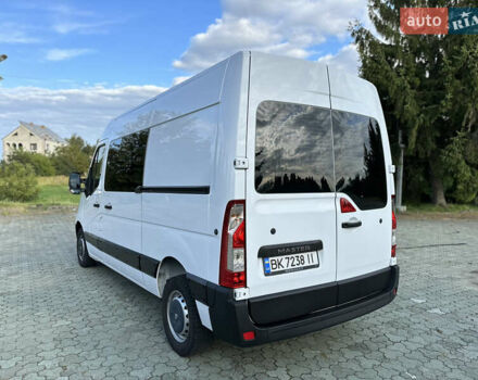 Белый Рено Мастер, объемом двигателя 2.3 л и пробегом 358 тыс. км за 18500 $, фото 8 на Automoto.ua