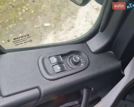 Белый Рено Мастер, объемом двигателя 2.3 л и пробегом 179 тыс. км за 23000 $, фото 18 на Automoto.ua