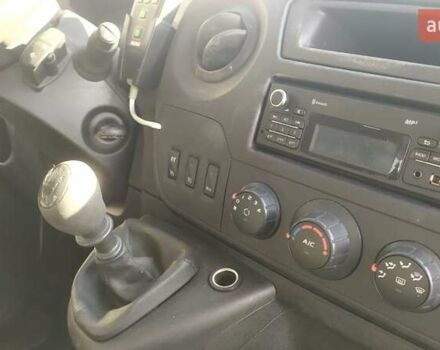 Білий Рено Мастєр, об'ємом двигуна 2.3 л та пробігом 340 тис. км за 18500 $, фото 16 на Automoto.ua