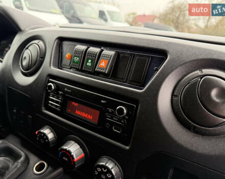 Білий Рено Мастєр, об'ємом двигуна 0 л та пробігом 200 тис. км за 20500 $, фото 32 на Automoto.ua