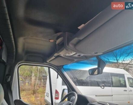 Белый Рено Мастер, объемом двигателя 2.3 л и пробегом 179 тыс. км за 23000 $, фото 16 на Automoto.ua