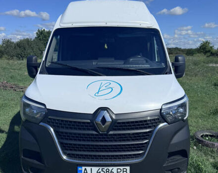 Белый Рено Мастер, объемом двигателя 2.3 л и пробегом 350 тыс. км за 25000 $, фото 2 на Automoto.ua