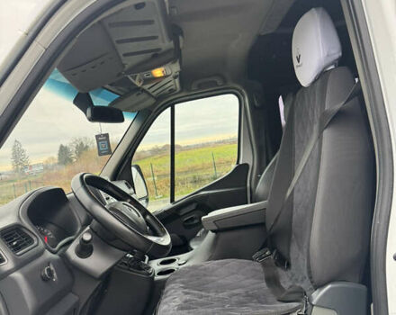 Белый Рено Мастер, объемом двигателя 2.3 л и пробегом 200 тыс. км за 33000 $, фото 20 на Automoto.ua