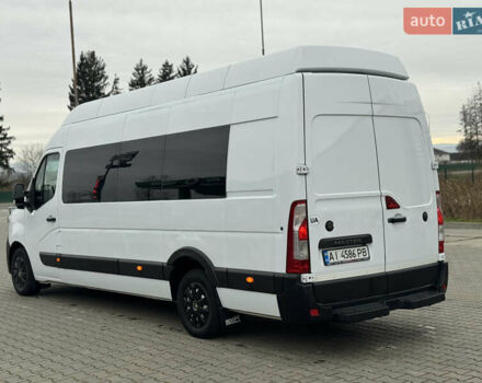 Белый Рено Мастер, объемом двигателя 2.3 л и пробегом 200 тыс. км за 33000 $, фото 3 на Automoto.ua