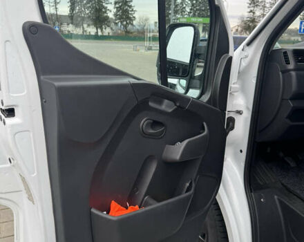 Белый Рено Мастер, объемом двигателя 2.3 л и пробегом 200 тыс. км за 33000 $, фото 23 на Automoto.ua