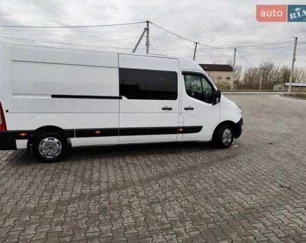 Белый Рено Мастер, объемом двигателя 2.3 л и пробегом 257 тыс. км за 27000 $, фото 1 на Automoto.ua