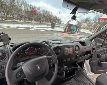 Белый Рено Мастер, объемом двигателя 2.3 л и пробегом 240 тыс. км за 22400 $, фото 29 на Automoto.ua