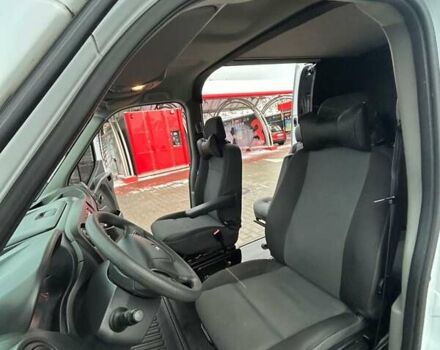 Белый Рено Мастер, объемом двигателя 2.3 л и пробегом 240 тыс. км за 22400 $, фото 23 на Automoto.ua
