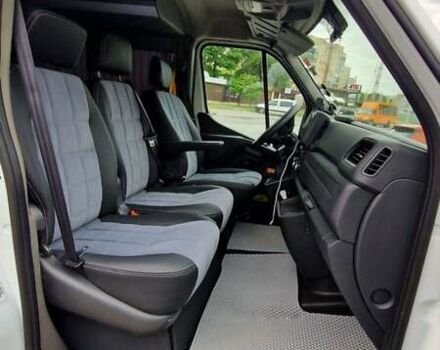 Білий Рено Мастєр, об'ємом двигуна 2.3 л та пробігом 195 тис. км за 28500 $, фото 5 на Automoto.ua