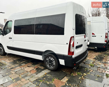 Белый Рено Мастер, объемом двигателя 2.3 л и пробегом 238 тыс. км за 24500 $, фото 7 на Automoto.ua
