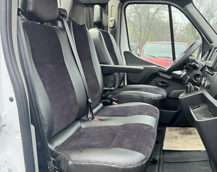 Белый Рено Мастер, объемом двигателя 2.3 л и пробегом 238 тыс. км за 24500 $, фото 11 на Automoto.ua