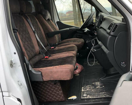 Белый Рено Мастер, объемом двигателя 2.3 л и пробегом 231 тыс. км за 26500 $, фото 4 на Automoto.ua