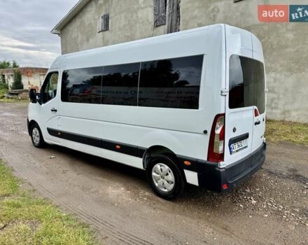 Белый Рено Мастер, объемом двигателя 2.3 л и пробегом 143 тыс. км за 26999 $, фото 4 на Automoto.ua