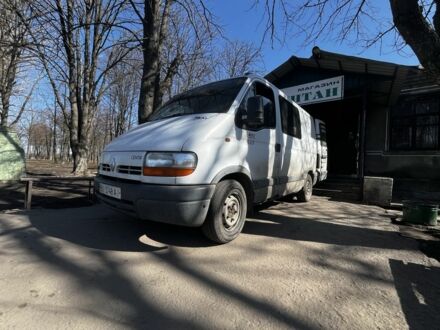 Белый Рено Мастер, объемом двигателя 0 л и пробегом 450 тыс. км за 2000 $, фото 1 на Automoto.ua