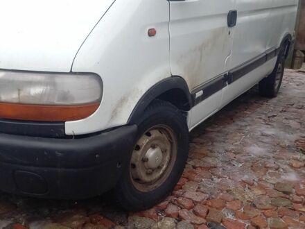 Белый Рено Мастер, объемом двигателя 0 л и пробегом 300 тыс. км за 4000 $, фото 1 на Automoto.ua