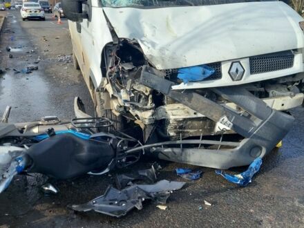 Рено Мастер 2005 в Смеле на Automoto.ua Белый Рено Мастер, объемом двигателя 2 л и пробегом 355 тыс. км за 2500 $, фото 1 на Automoto.ua