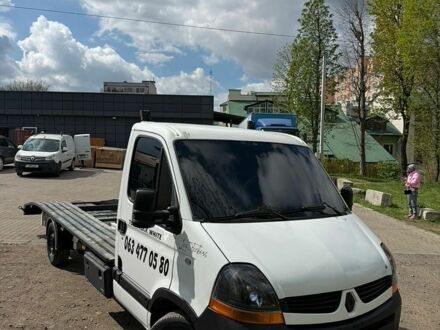 Белый Рено Мастер, объемом двигателя 2.46 л и пробегом 299 тыс. км за 11900 $, фото 1 на Automoto.ua
