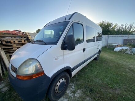 Белый Рено Мастер, объемом двигателя 2.5 л и пробегом 537 тыс. км за 7000 $, фото 1 на Automoto.ua