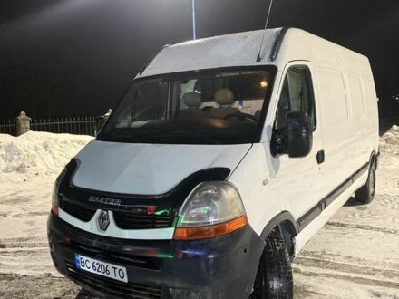 Белый Рено Мастер, объемом двигателя 2.5 л и пробегом 338 тыс. км за 5280 $, фото 1 на Automoto.ua