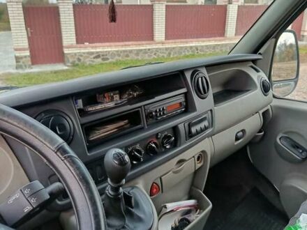 Білий Рено Мастєр, об'ємом двигуна 2.5 л та пробігом 333 тис. км за 9000 $, фото 1 на Automoto.ua