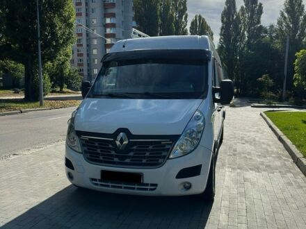Белый Рено Мастер, объемом двигателя 2.3 л и пробегом 178 тыс. км за 16500 $, фото 1 на Automoto.ua