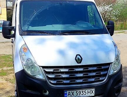 Белый Рено Мастер, объемом двигателя 2.3 л и пробегом 293 тыс. км за 11000 $, фото 1 на Automoto.ua