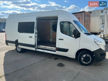 Белый Рено Мастер, объемом двигателя 2.3 л и пробегом 400 тыс. км за 12000 $, фото 1 на Automoto.ua