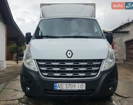 Белый Рено Мастер, объемом двигателя 2.5 л и пробегом 380 тыс. км за 16000 $, фото 1 на Automoto.ua