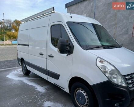 Белый Рено Мастер, объемом двигателя 2.3 л и пробегом 330 тыс. км за 12500 $, фото 1 на Automoto.ua