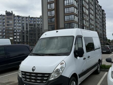 Белый Рено Мастер, объемом двигателя 2.3 л и пробегом 239 тыс. км за 11500 $, фото 1 на Automoto.ua