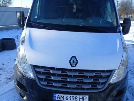 Белый Рено Мастер, объемом двигателя 2.3 л и пробегом 640 тыс. км за 13000 $, фото 1 на Automoto.ua