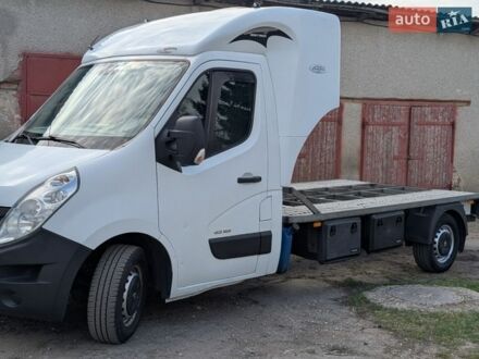Белый Рено Мастер, объемом двигателя 2.3 л и пробегом 450 тыс. км за 11900 $, фото 1 на Automoto.ua