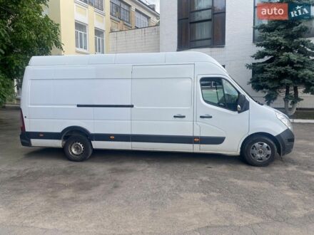 Белый Рено Мастер, объемом двигателя 2.3 л и пробегом 395 тыс. км за 13800 $, фото 1 на Automoto.ua