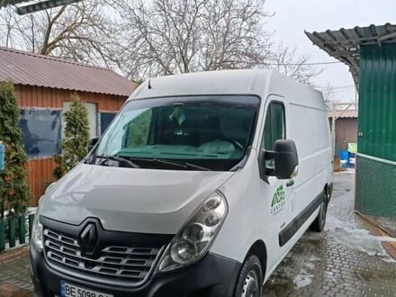 Белый Рено Мастер, объемом двигателя 2.3 л и пробегом 311 тыс. км за 12900 $, фото 1 на Automoto.ua