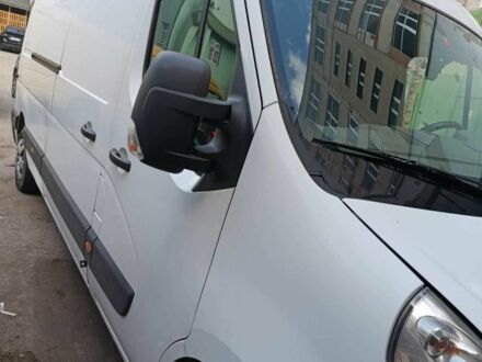 Белый Рено Мастер, объемом двигателя 2.3 л и пробегом 240 тыс. км за 15400 $, фото 1 на Automoto.ua