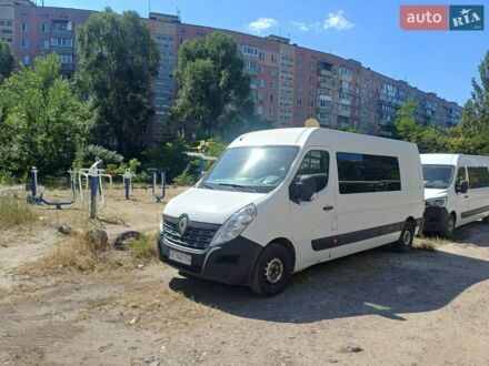 Белый Рено Мастер, объемом двигателя 2.3 л и пробегом 695 тыс. км за 13000 $, фото 1 на Automoto.ua