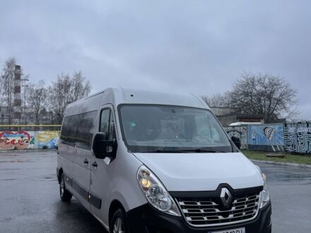 Белый Рено Мастер, объемом двигателя 2.3 л и пробегом 420 тыс. км за 13200 $, фото 1 на Automoto.ua