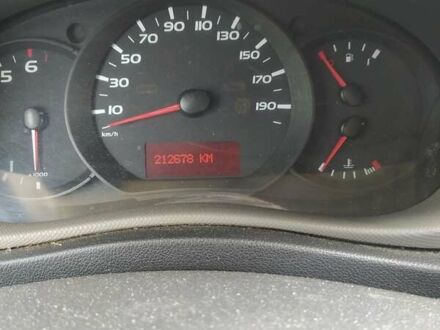 Белый Рено Мастер, объемом двигателя 2.3 л и пробегом 212 тыс. км за 14500 $, фото 1 на Automoto.ua