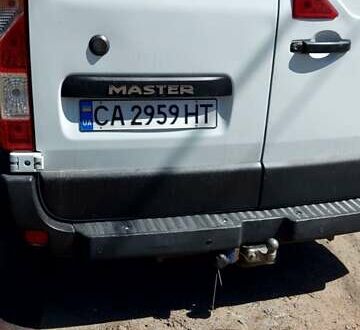 Белый Рено Мастер, объемом двигателя 2.3 л и пробегом 260 тыс. км за 16500 $, фото 1 на Automoto.ua