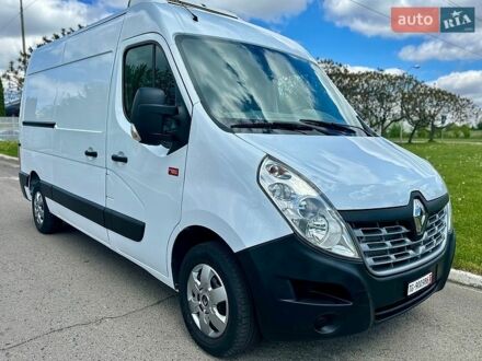 Белый Рено Мастер, объемом двигателя 2.3 л и пробегом 307 тыс. км за 18850 $, фото 1 на Automoto.ua