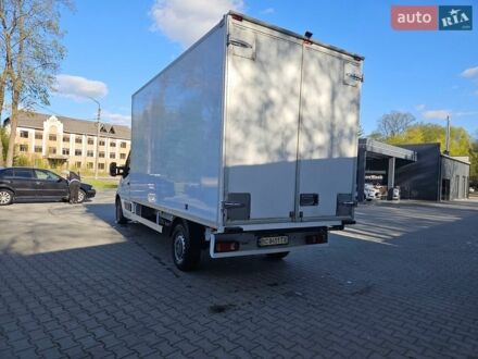 Белый Рено Мастер, объемом двигателя 2.3 л и пробегом 325 тыс. км за 15500 $, фото 1 на Automoto.ua