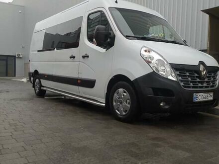 Белый Рено Мастер, объемом двигателя 2.3 л и пробегом 267 тыс. км за 21800 $, фото 1 на Automoto.ua