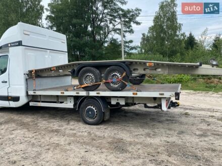 Белый Рено Мастер, объемом двигателя 2.3 л и пробегом 550 тыс. км за 14500 $, фото 1 на Automoto.ua