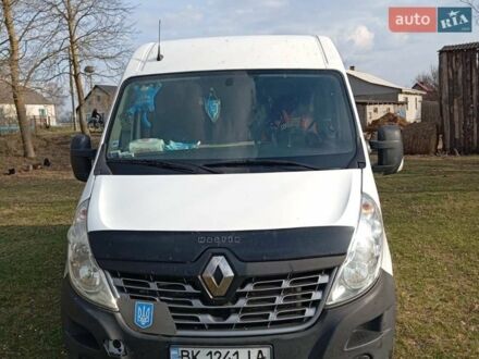 Белый Рено Мастер, объемом двигателя 2.3 л и пробегом 468 тыс. км за 15400 $, фото 1 на Automoto.ua