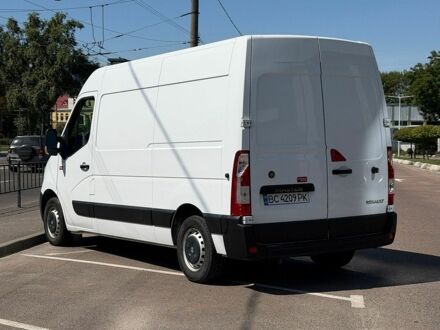 Белый Рено Мастер, объемом двигателя 2.3 л и пробегом 275 тыс. км за 16700 $, фото 1 на Automoto.ua