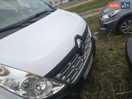 Білий Рено Мастєр, об'ємом двигуна 2.3 л та пробігом 277 тис. км за 10000 $, фото 1 на Automoto.ua