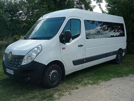 Белый Рено Мастер, объемом двигателя 2.3 л и пробегом 320 тыс. км за 21500 $, фото 1 на Automoto.ua